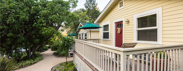 Aurora Park Cottages
